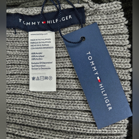 NWT Tommy Hilfiger Men's/Unisex Ribbed Cuff Logo Tri-Color Beanie - Picture 5 of 6